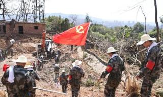现场_重庆巴南突发山火
