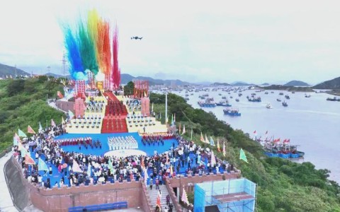 开渔季万船竞发（开渔节开船仪式）