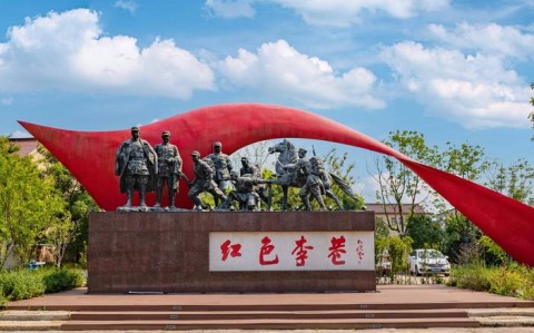 红色旅游升温（红色旅游新体验）