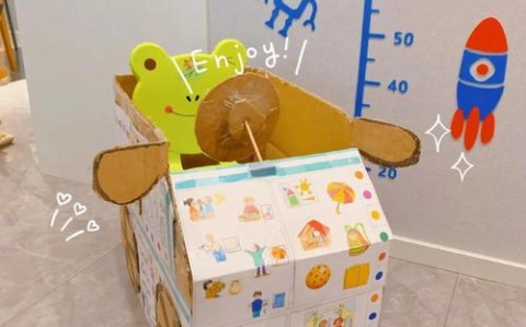 快递车变身移动花房（快递车改造）