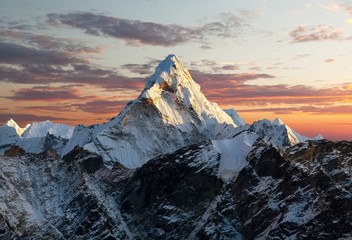 轩辕剑天之痕小雪为什么在现代 轩辕剑之天之痕预告片