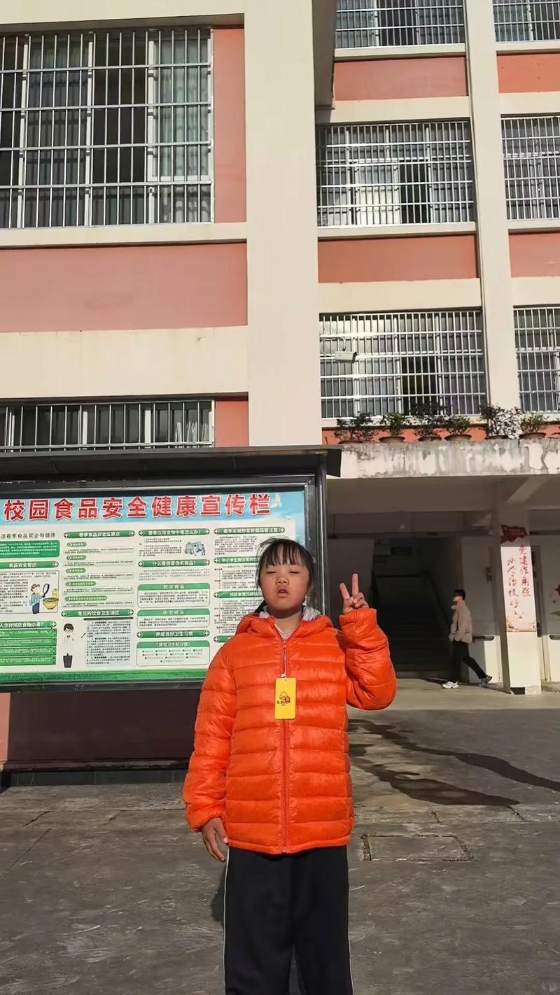 山区学校捐赠(山区小学捐赠活动报道)