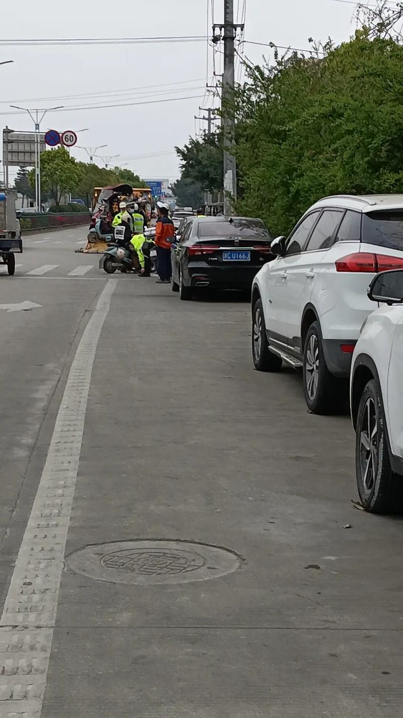 会变形的共享单车(共享单车变摩托)