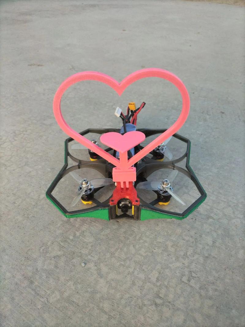 无人机快递求婚钻戒(无人机送戒指收费标准)