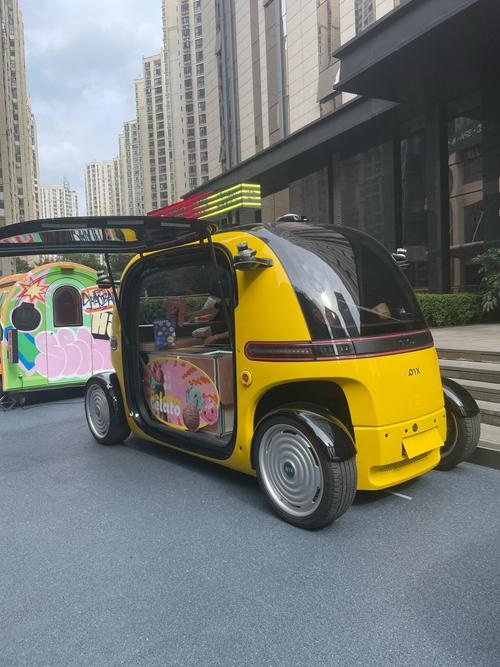 无人驾驶冰淇淋车（无人冰淇淋售卖机价格）