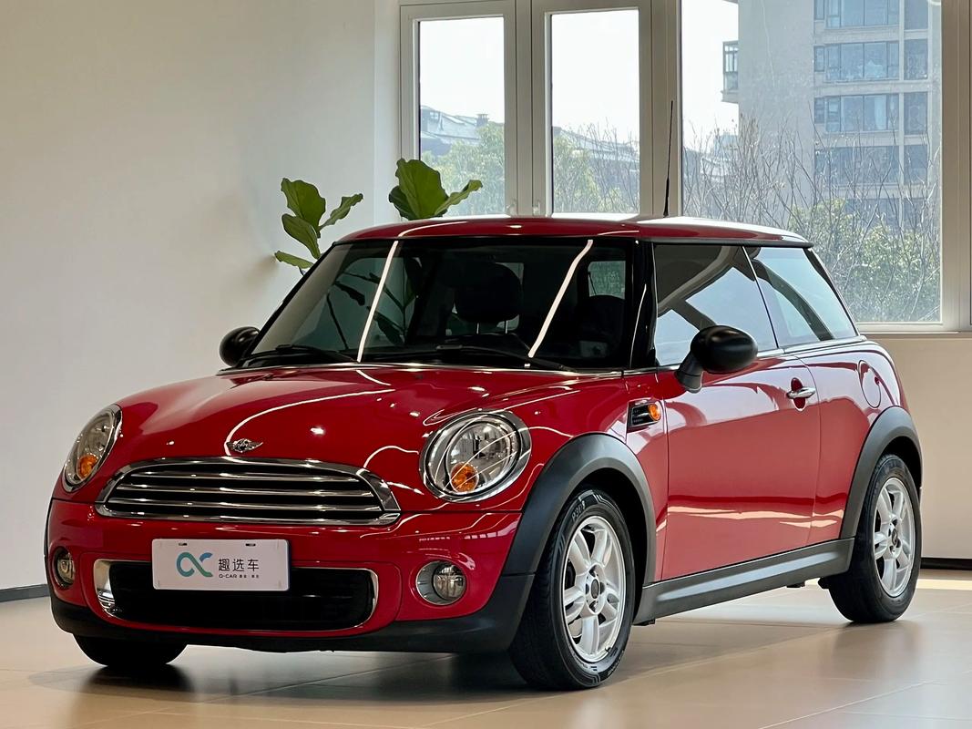 迷你汽车(迷你汽车油车)
