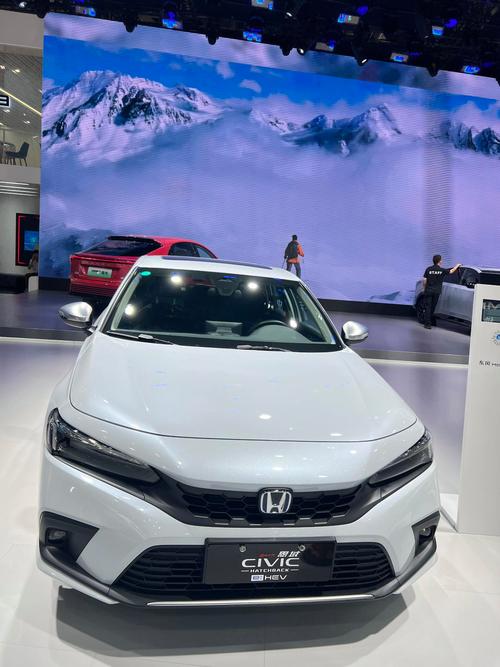思域汽车（思域汽车报价及图片）